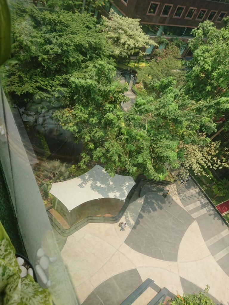 Kanopi Taman - Gedung BRI Sudirman (foto 3)